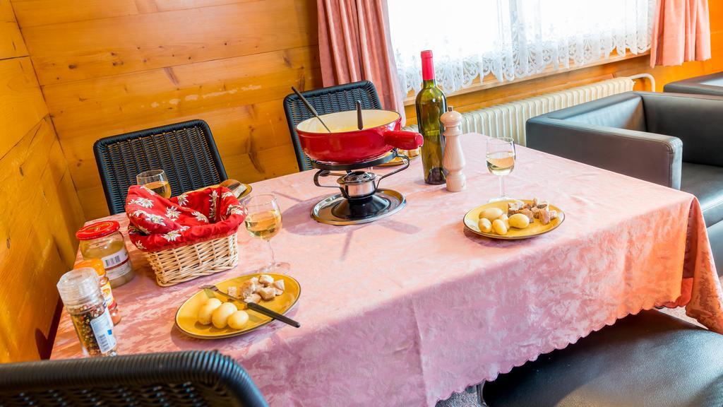 Apartament Haus Belle-Vue Saas-Fee Zewnętrze zdjęcie